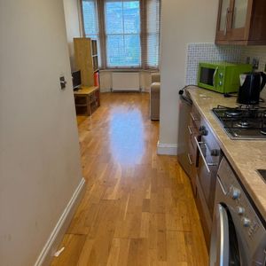 1 Bed Flat, Penton Place, SE17 - Photo 2