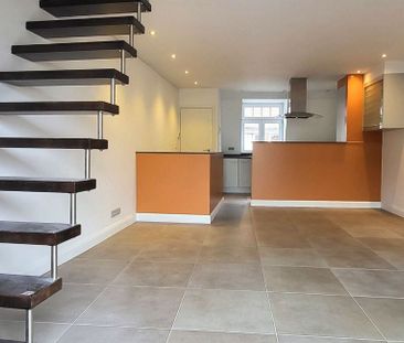 Duplex te huur in Zottegem voor € 740 met 1 slaapkamer - Photo 2