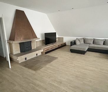 Großzügige Maisonette-Wohnung mit Kamin und 2 Balkonen! - Foto 2