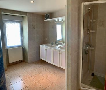 Location Maison 5 pièces 120m² - Photo 3