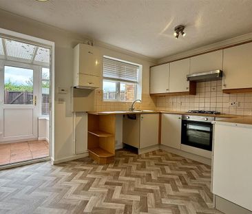 2 bedroom terraced house to rent - Photo 1