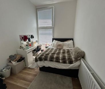 2 bedroom house to rent - Photo 1