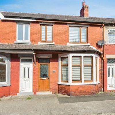 Addison Road, Fleetwood - Photo 1