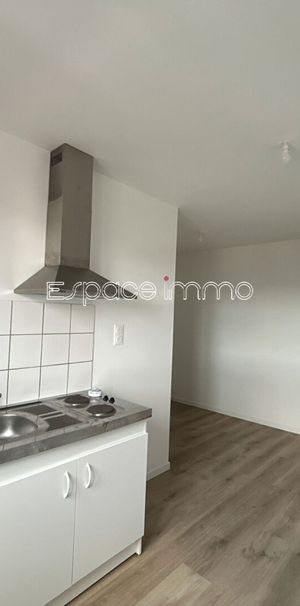 Location Appartement 1 pièce 17m² LE GRAND QUEVILLY 76120 - Photo 1