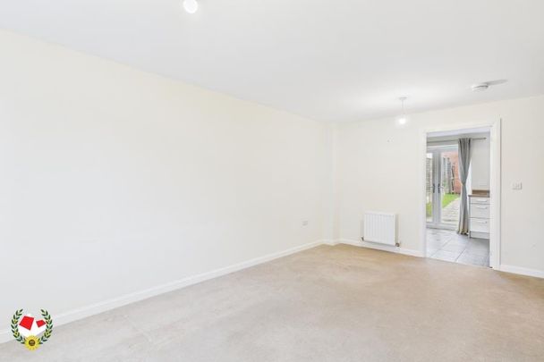 Gascoigns Way, Patchway, Bristol - Photo 1