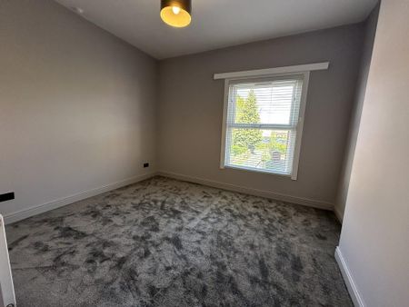2 bedroom semi-detached house to rent - Photo 2