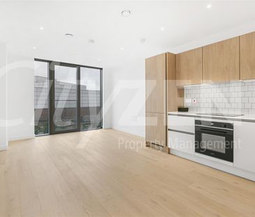 37 Clarendon Road, Watford - Photo 4