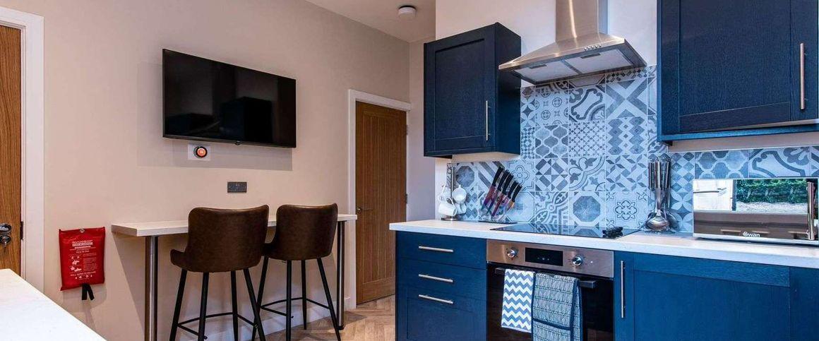 Birley Street Room 4 - Photo 1