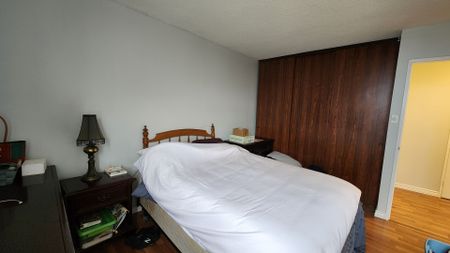 For Lease - 2000 Jasmine Crescent Unit# 1108, Beacon Hill North - South and Area, Ontario - Photo 5