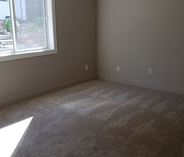 2 Bedroom Suite in Lake Country - Photo 2