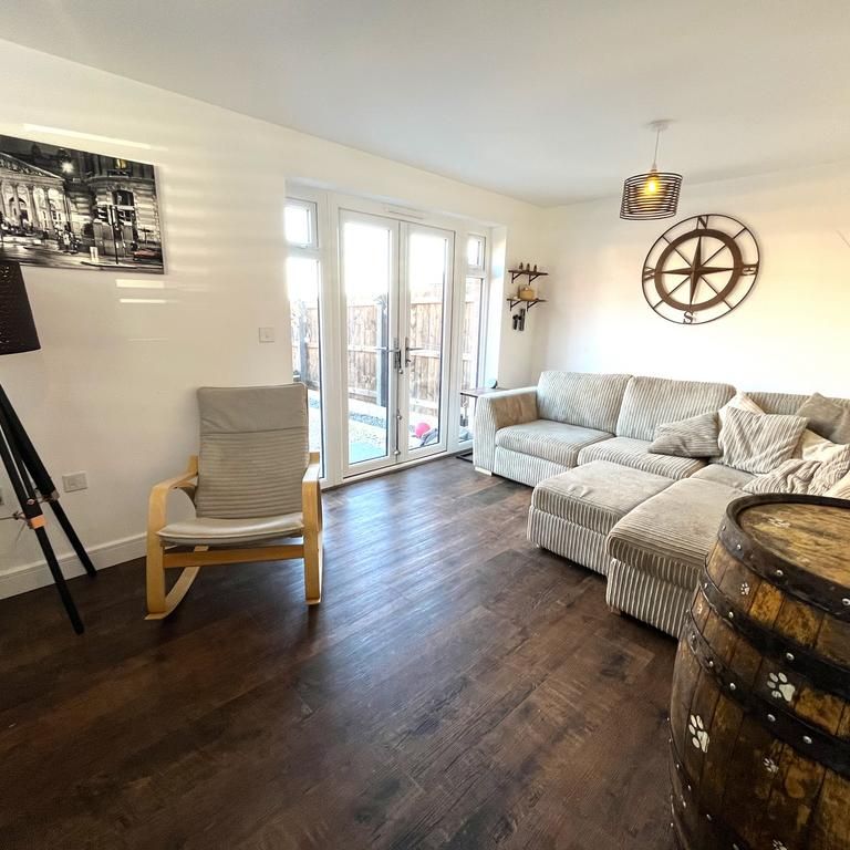 3 bedroom house to rent - Photo 1