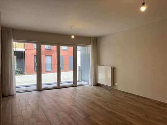 Appartement te huur - Photo 1