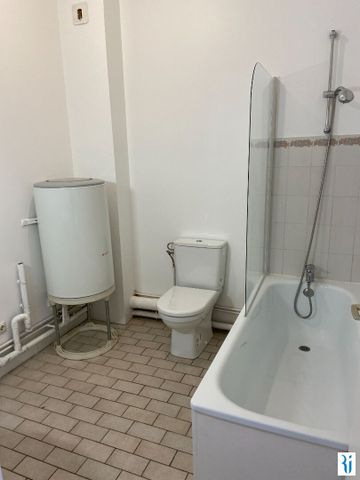 Location Appartement 2 pièces 47m² ROUEN 76000 - Photo 2