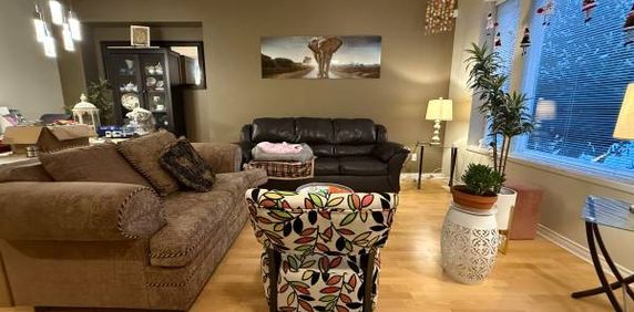 Chic, Cozy, and Perfect for Families – Move In February 1st! - Photo 2