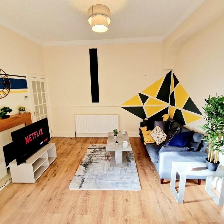 2 bedroom cottage to rent - Photo 1