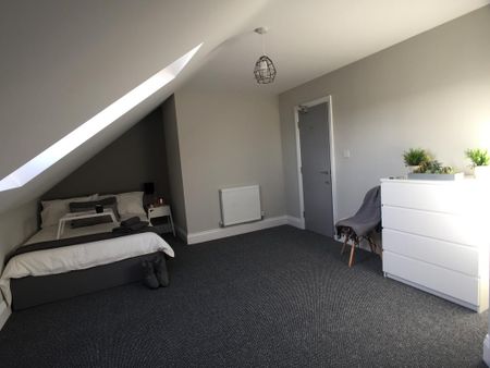 6 bedroom house of multiple occupation to rent - Photo 2