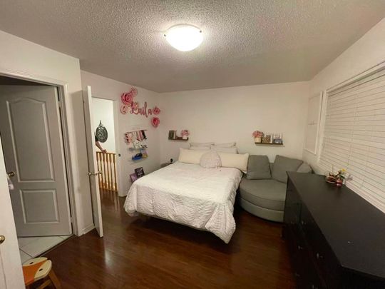 For Lease - 5530 Glen Erin Drive Unit# 48, Mississauga, Ontario - Photo 1