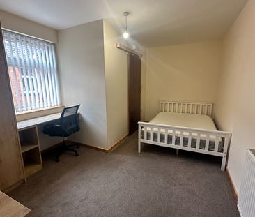 2 Bed Flat, Lorne Road, LE2 - Photo 3