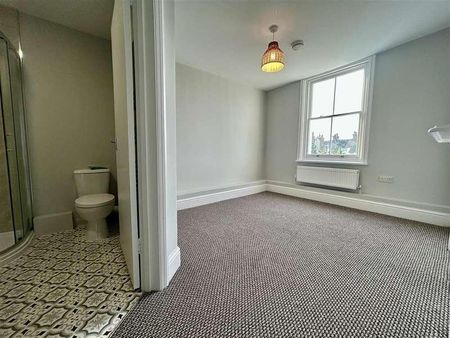 Royal Road, Ramsgate, CT11 - Photo 2