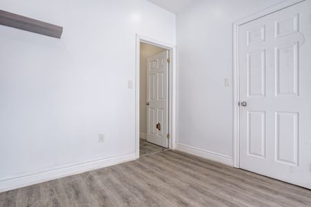 For Lease - 285 St John's Road, Toronto, Ontario - Photo 2