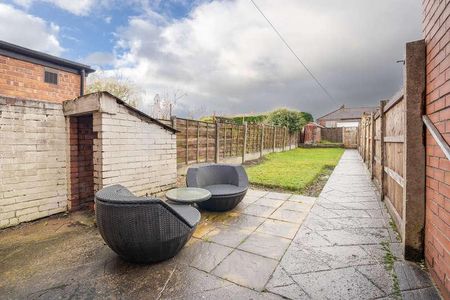 Handforth Road, Reddish, SK5 - Photo 4