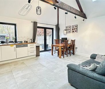 1 bedroom in a house share to rent - Photo 6