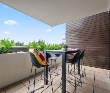 Two-Bedroom Apartment Steps from Cafés, Restaurants & the Beach - T... - Photo 5