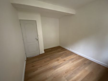 APPARTEMENT T2 avec place de parking - Photo 4