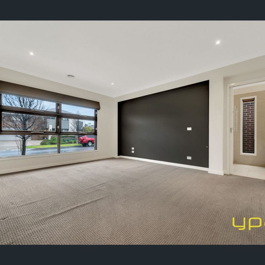 Modern Comfort with Stylish Living - Photo 1