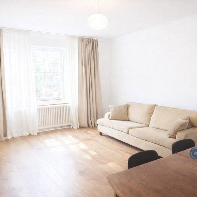 2 bedroom flat to rent - Photo 1
