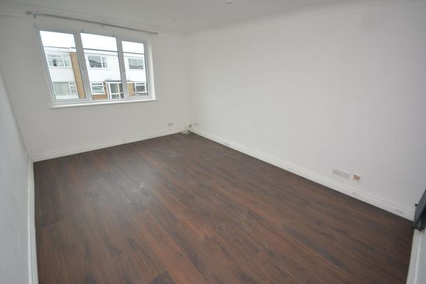 2 bedroom maisonette to rent - Photo 1