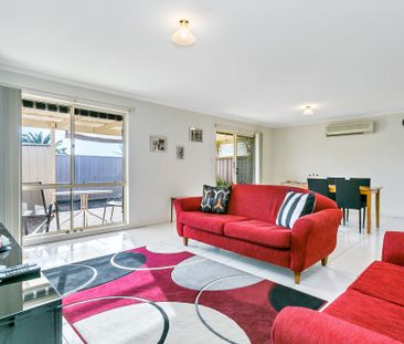 21 Lynton Ave, Mitchell Park SA 5043 - House For Rent | Domain - Photo 5