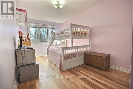 For Lease - 213 Fairlawn Avenue, Toronto, Ontario - Photo 3