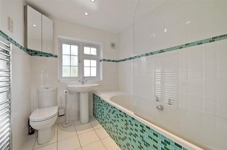 3 bedroom terraced house to rent - Photo 5