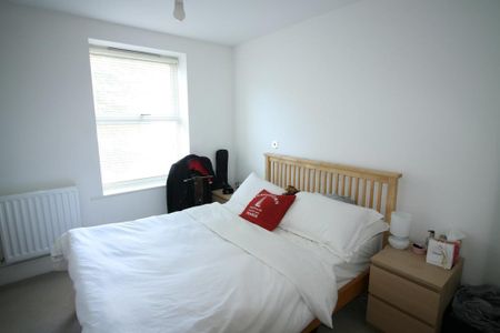 2 bedroom apartment to rent - Photo 3