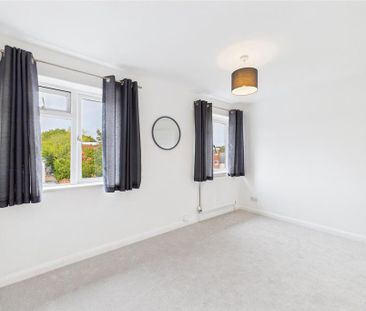2 bedroom maisonette to rent - Photo 5