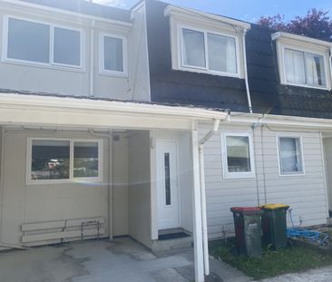 NAENAE LIVING - Photo 1