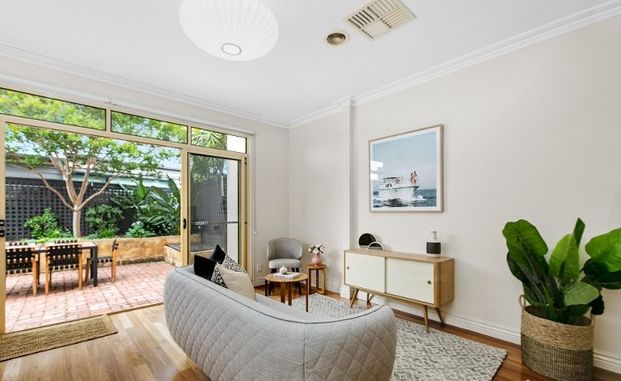 Close to Everything! - Photo 1