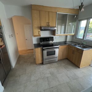 Grand 3 1/2 Complètement Rénové I - Photo 2