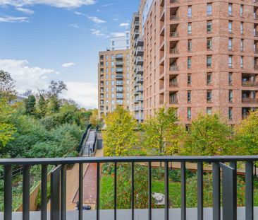 Mary Neuner Road London N8 - Photo 4