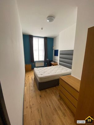 6 bedroom apartment to rent - Photo 1