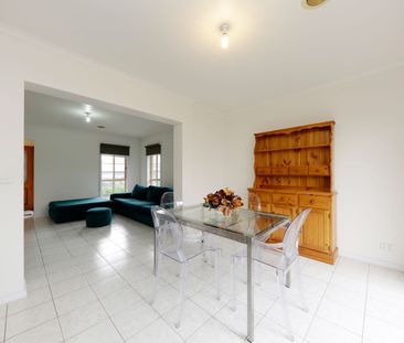 Charming 3-Bedroom Home with Modern Comforts in Lalor - Photo 4