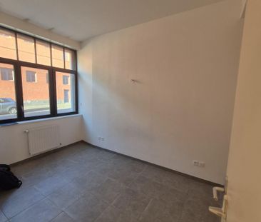 Location Appartement 2 pièces 61m² LILLE 59800 - Photo 6