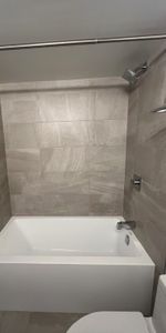 YORK HOUSE - Photo 3