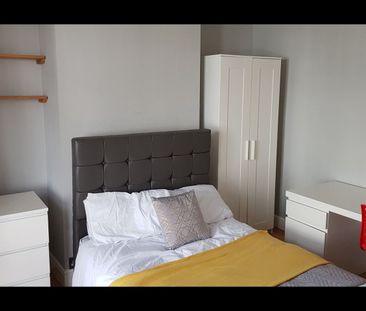 4 Bed Terraced House, Rose Hill Terrace, BN1 - Photo 6