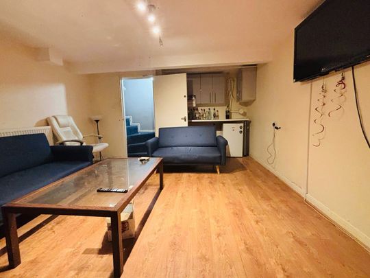 7 Ashbourne Street, NG7 1NN, NOTTINGHAM - Photo 1