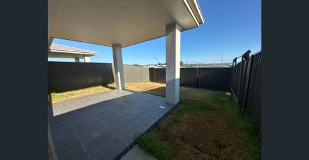 2 bedroom property - Photo 5