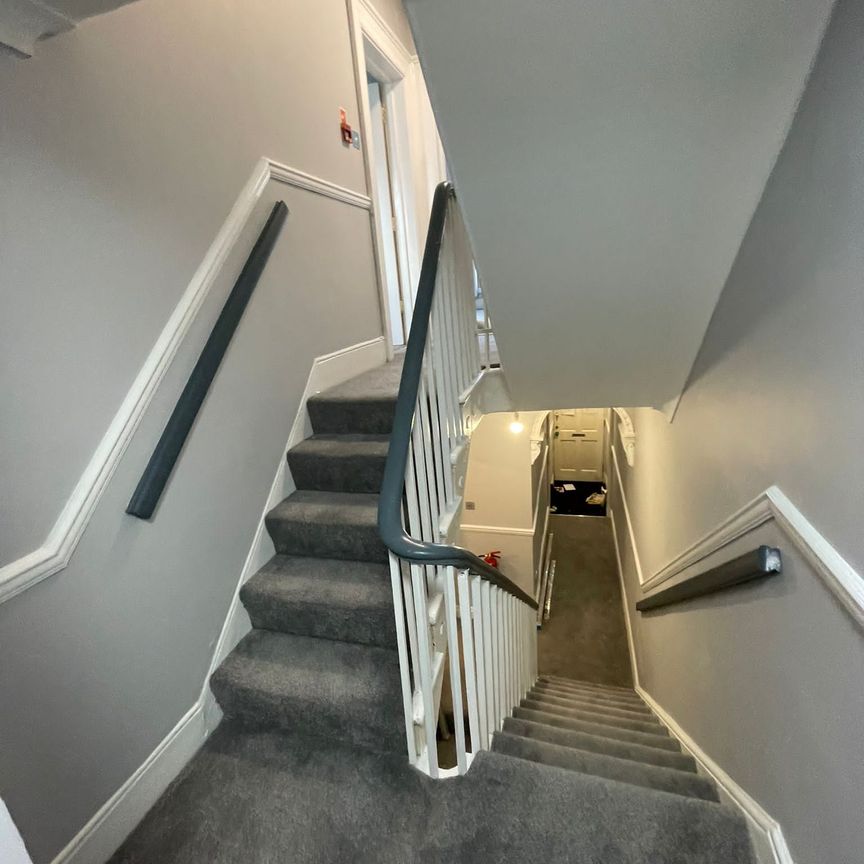 18 Nelson Street - Photo 1