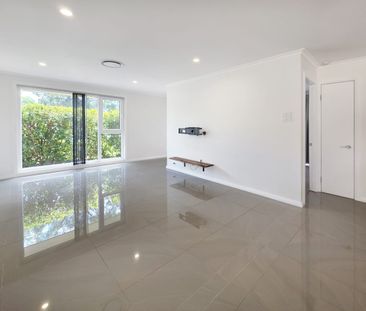 Modern Family Home - Available Now - Photo 3
