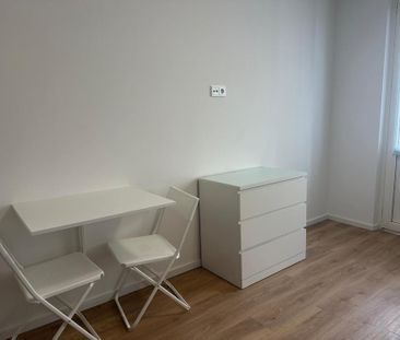 Wohnung am Neumarkt Seidmacherinnengäßchen mit Balkon - Photo 1